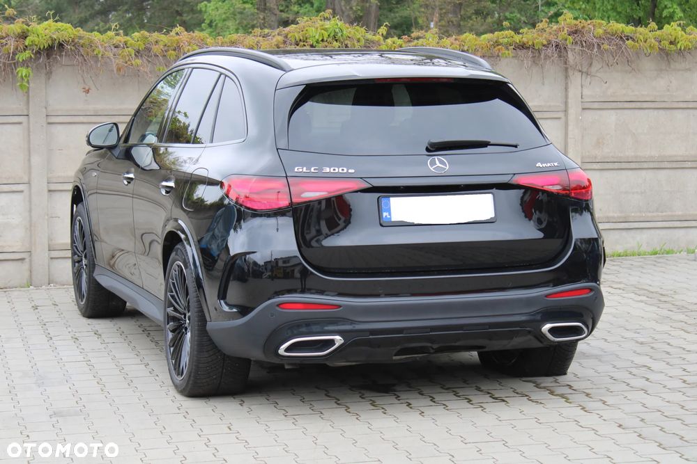 Mercedes-Benz GLC 300 e PHEV 4-Matic AMG Line - 2