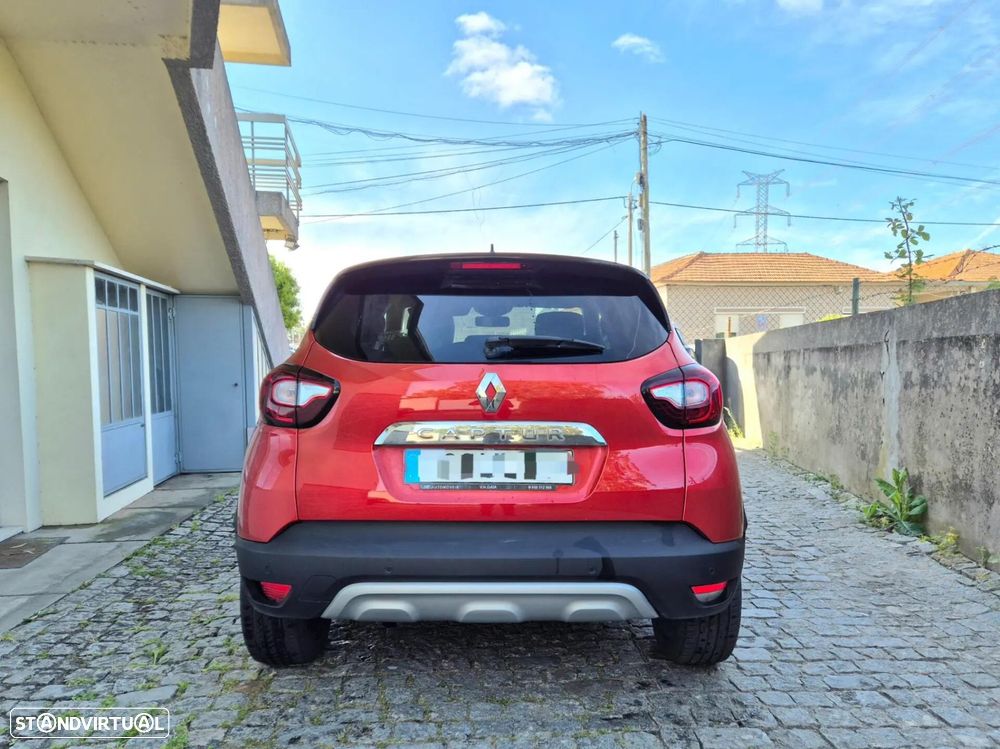 Renault Captur 0.9 TCE Exclusive - 3