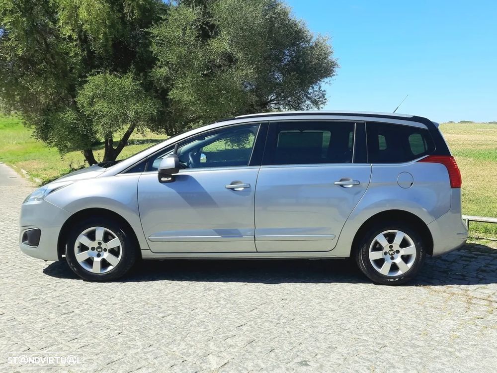 Peugeot 5008 1.6 BlueHDi Allure - 32