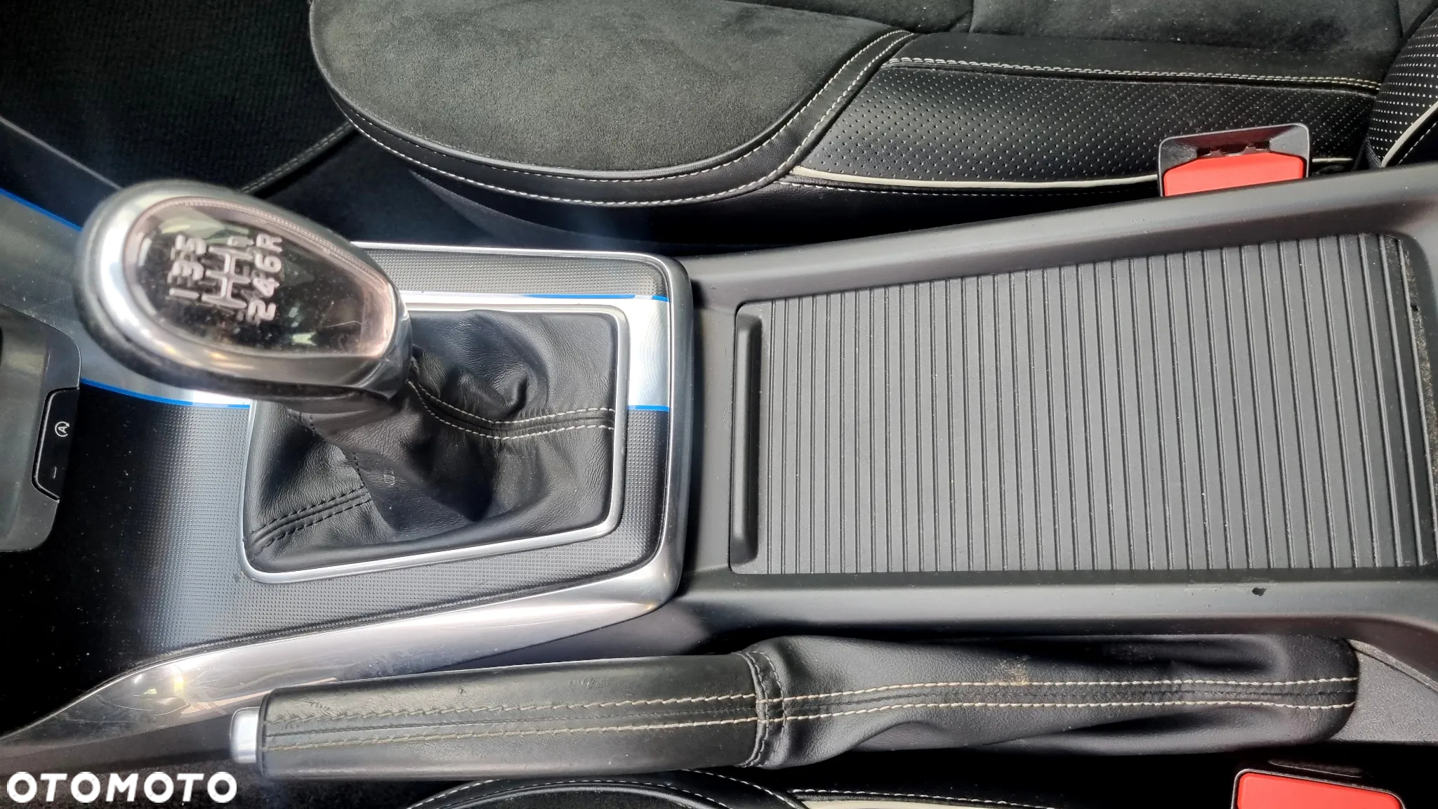 Volvo V40 Cross Country D3 Summum - 34