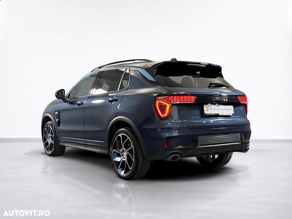 Lynk&Co 01 - 4