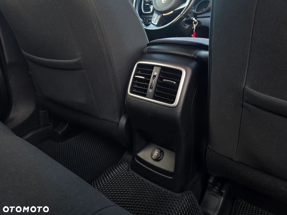Kia Sportage 1.6 CRDI AWD DCT GT LINE - 19