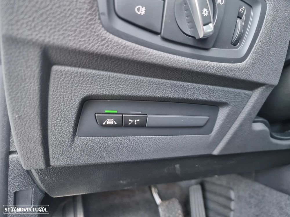 BMW M2 Competition Auto - 11