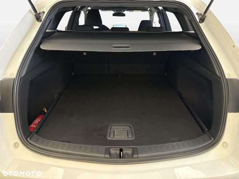 Toyota Corolla 1.8 Hybrid Comfort - 22