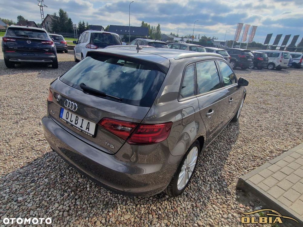 Audi A3 Sportback - 11