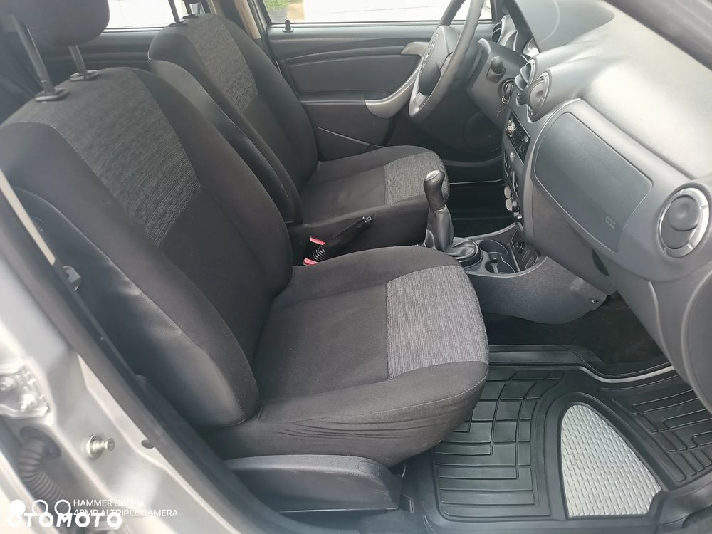 Dacia Duster 1.6 16V 4x2 Ambiance - 8