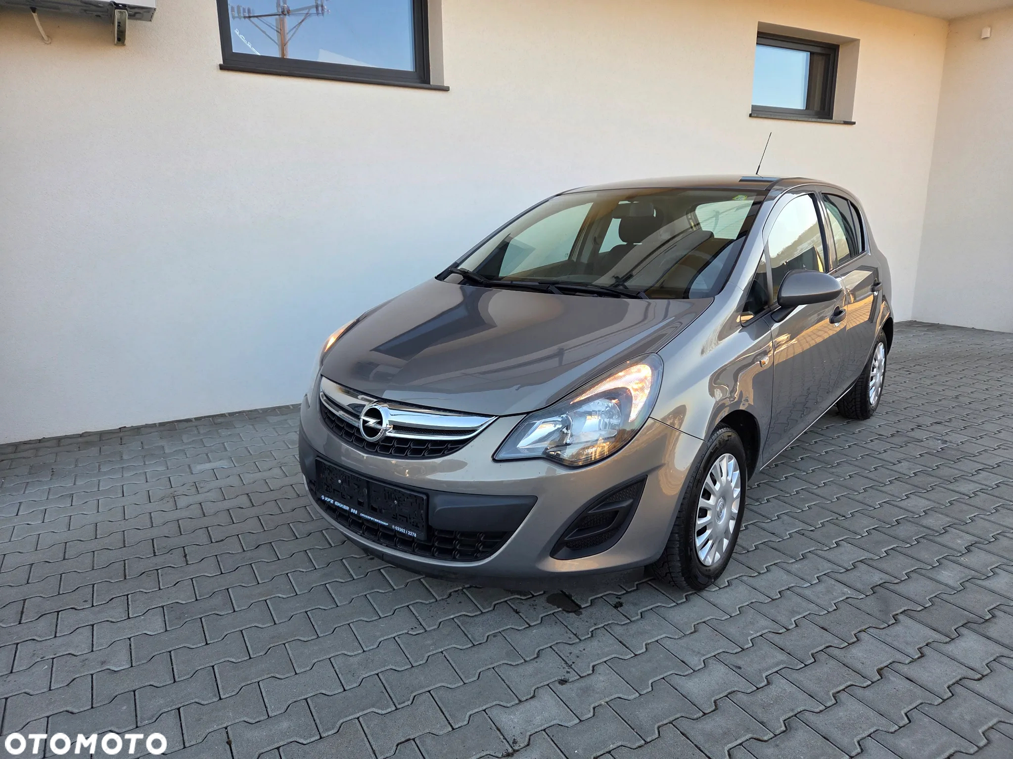 Opel Corsa - 2