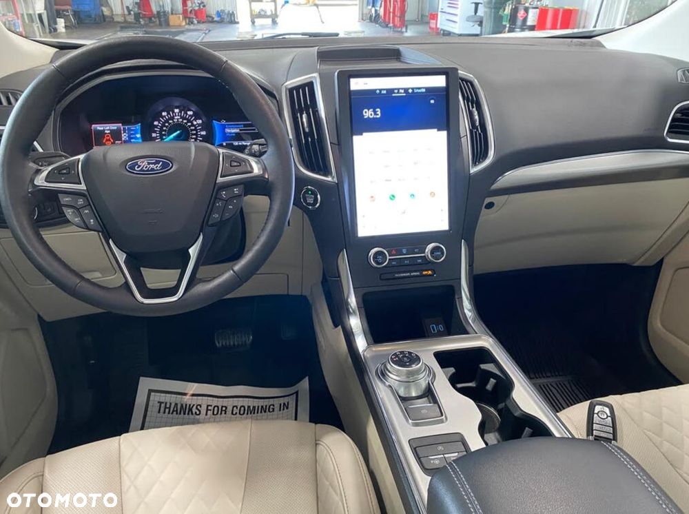 Ford Edge - 14
