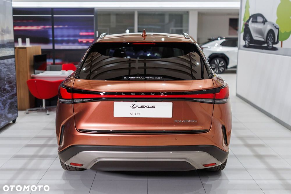 Lexus RX 450h+ Omotenashi - 6