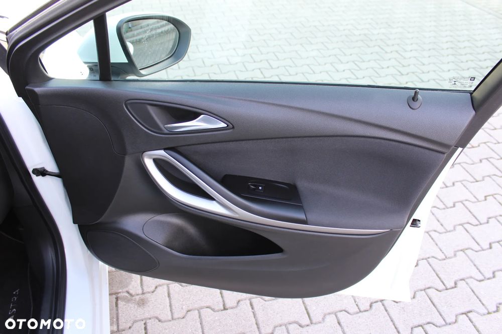 Opel Astra 1.4 Turbo Ultimate - 21