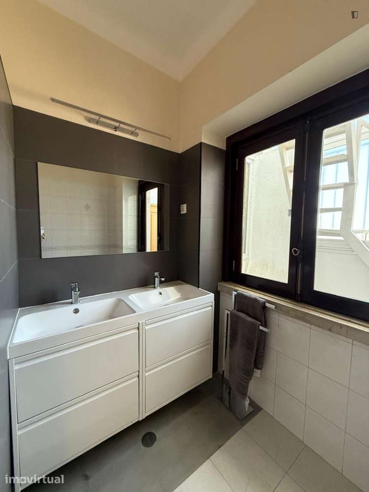 Quarto - localizado em Alvalade Lisbon - Grande imagem: 5/10