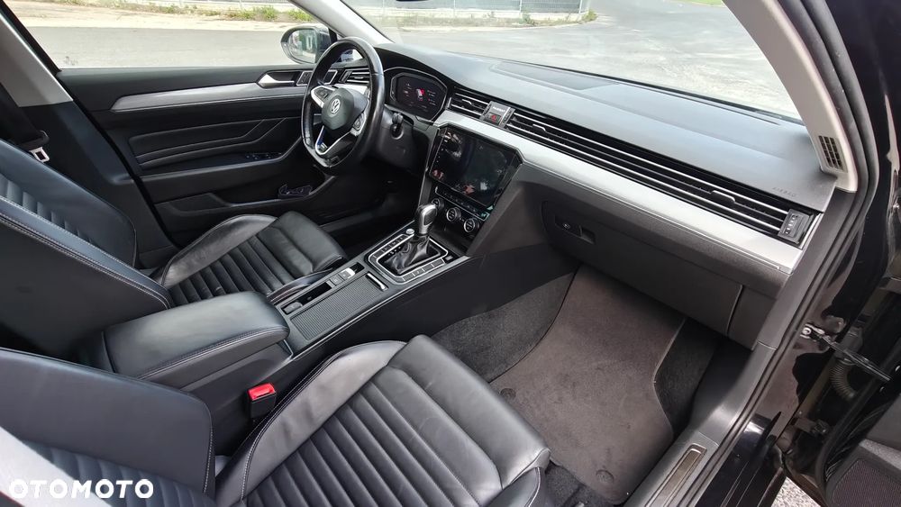 Volkswagen Passat 1.4 TSI Plug-In-Hybrid GTE - 17