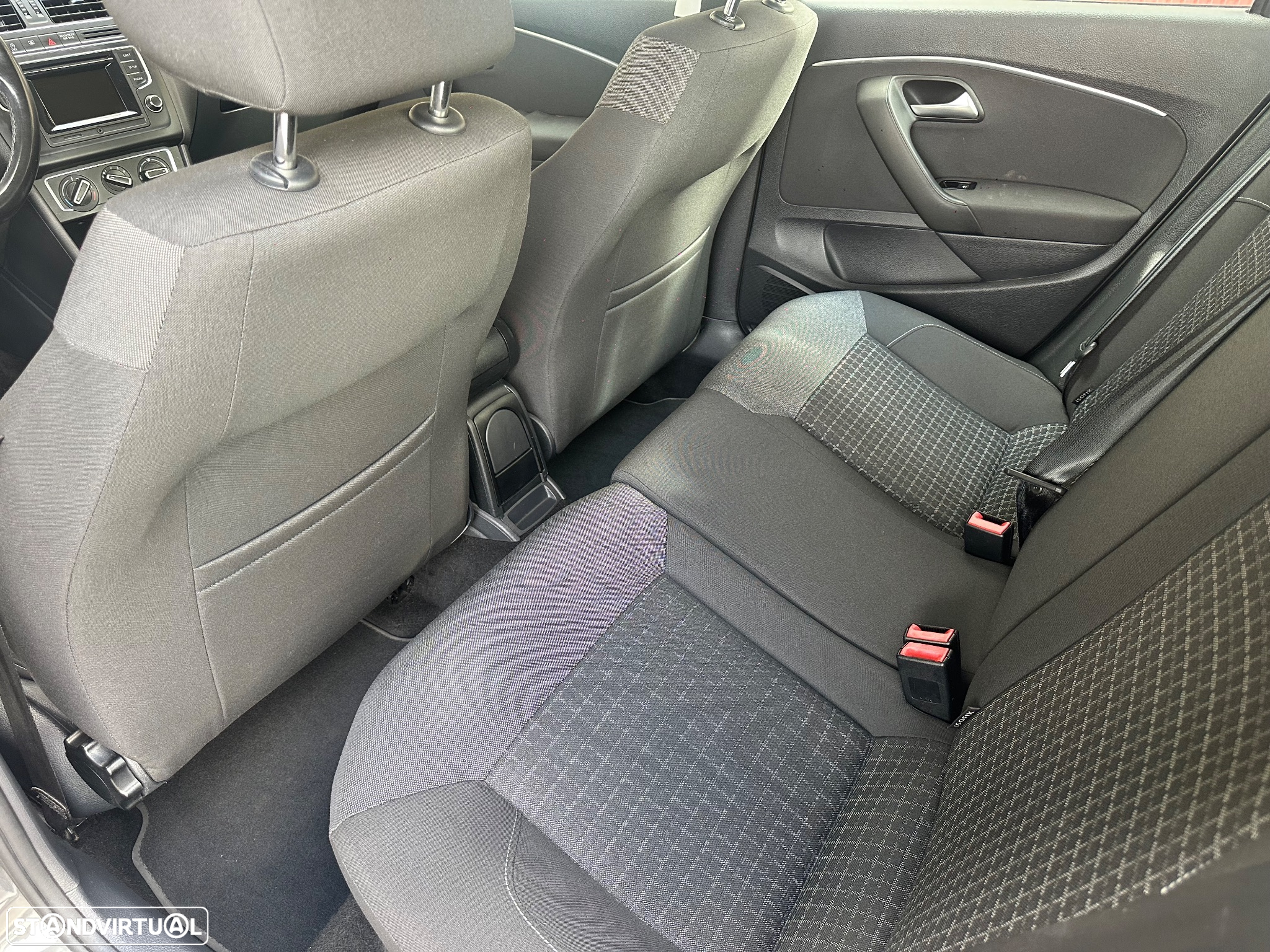 VW Polo 1.4 TDi BlueMotion - 12