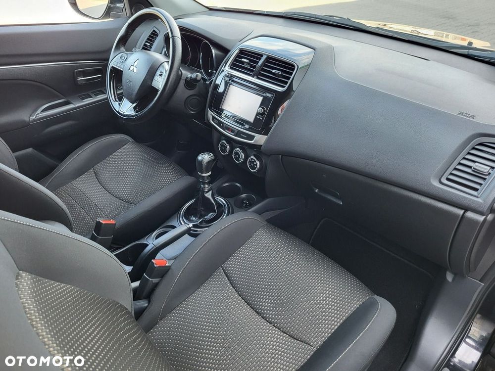 Mitsubishi ASX - 21