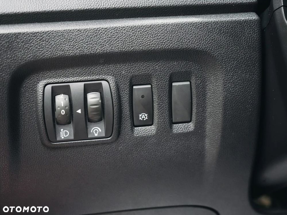Renault Captur - 13