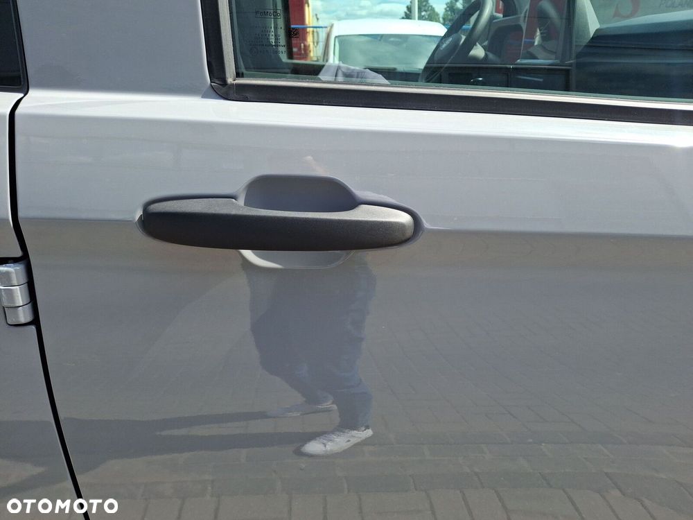 Volkswagen Transporter Skrzyniowy DOKA - 14