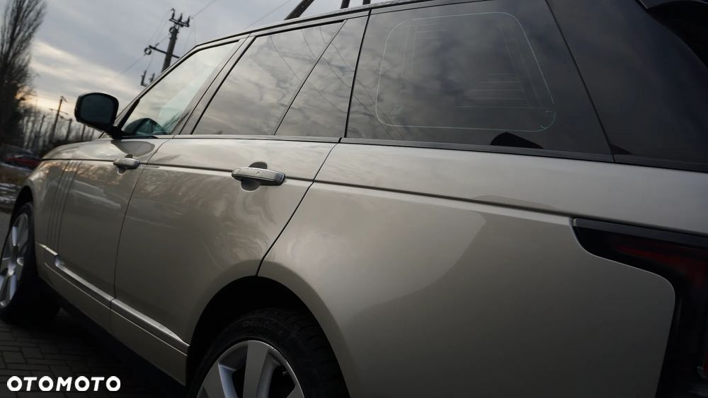 Land Rover Range Rover 4.4SD V8 LWB Vogue - 19