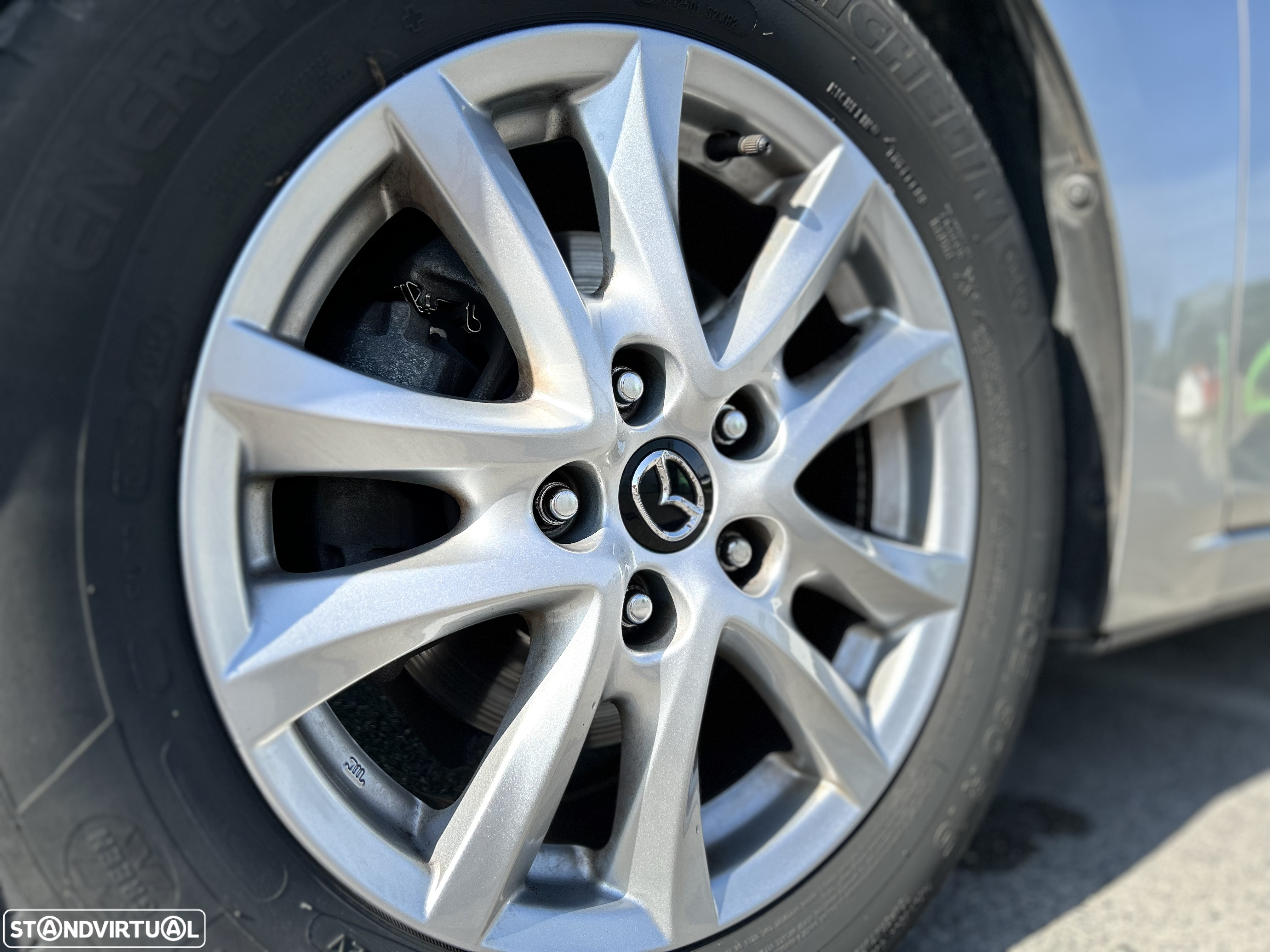 Mazda 3 1.5 Sky-G Evolve HS Navi - 14