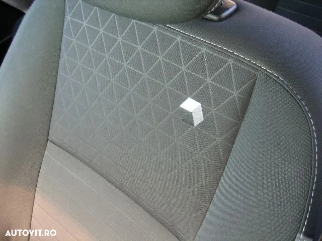 Renault Megane - 12