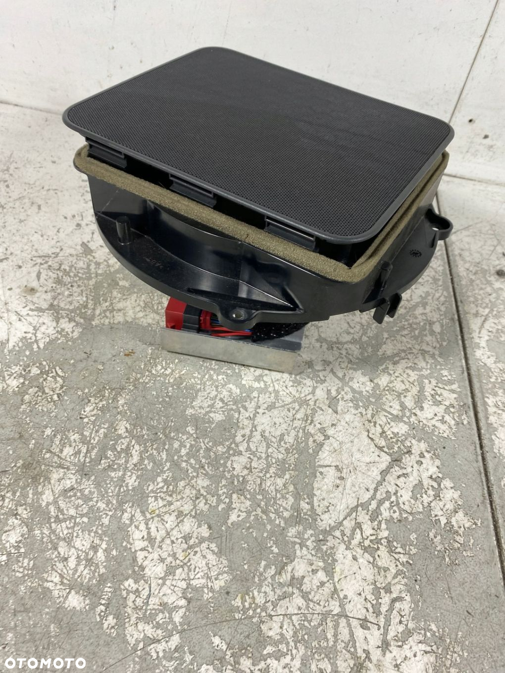GŁOŚNIK SUBWOOFER AUDI TT 8N CABRIO 8N7035401 - 2