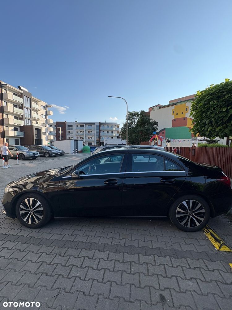 Mercedes-Benz Klasa A 180 d 8G-DCT - 4