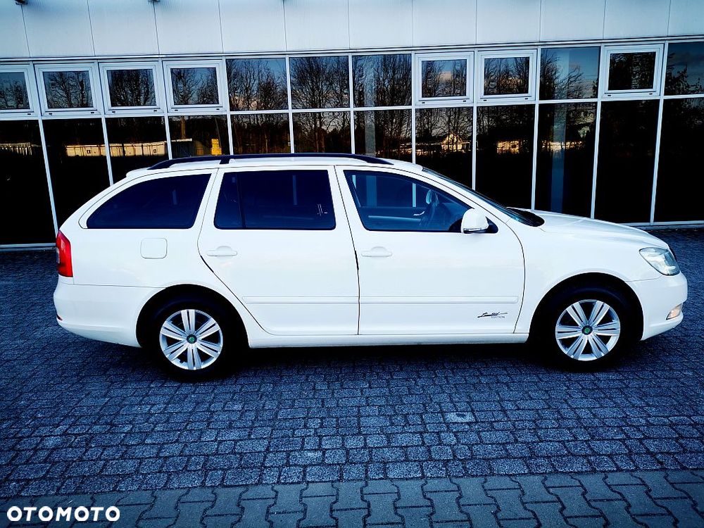 Skoda Octavia 1.6 TDI DPF FAMILY - 20