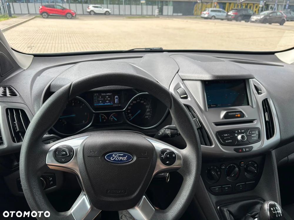 Ford Tourneo Connect Grand - 30