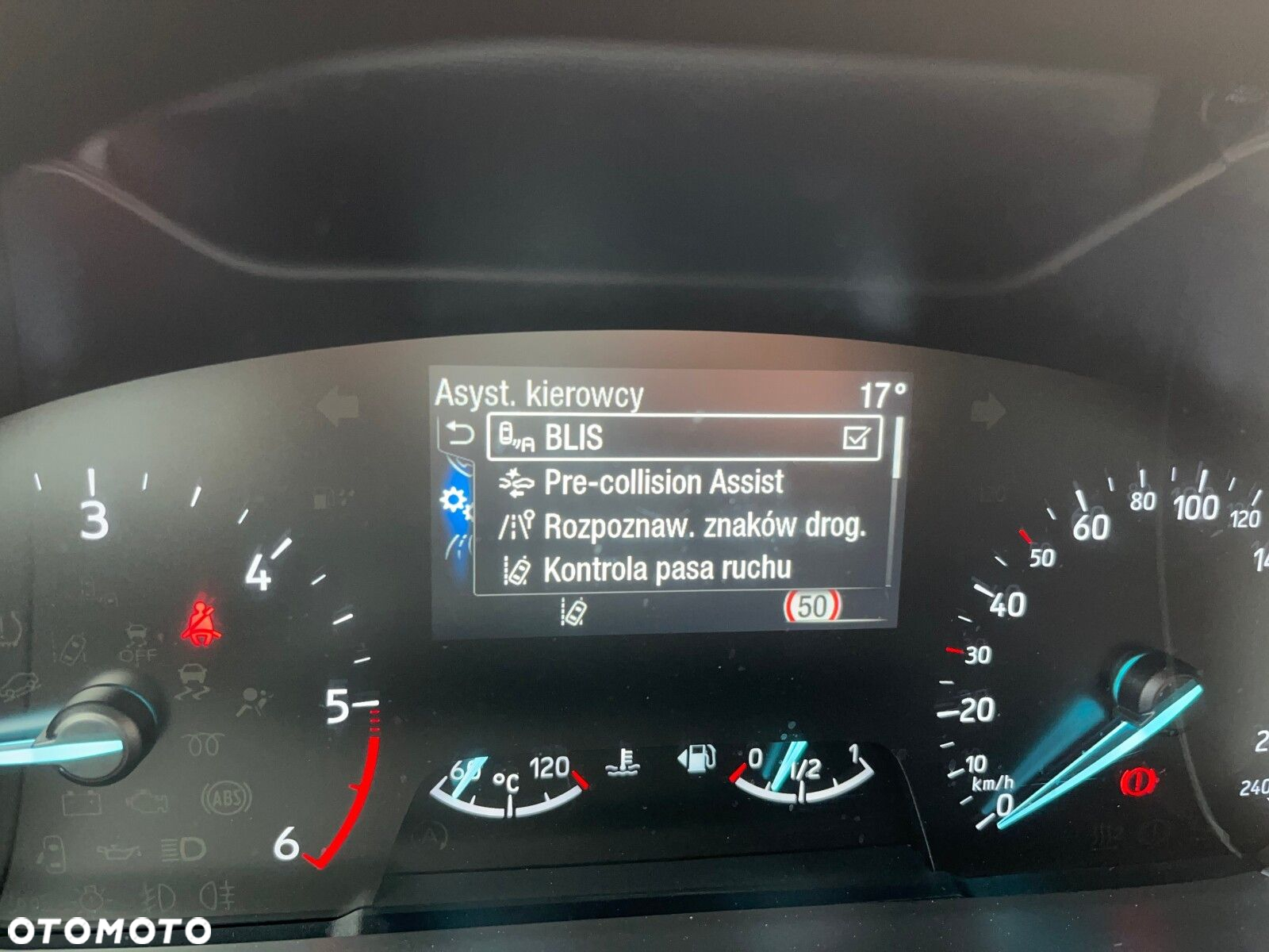 Ford Focus 1.5 EcoBlue SCR Titanium - 35