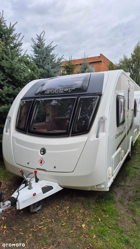 SWIFT CHALLENGER  565 - 9