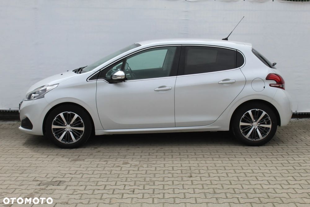 Peugeot 208 1.2 PureTech Allure S&S EAT6 - 2