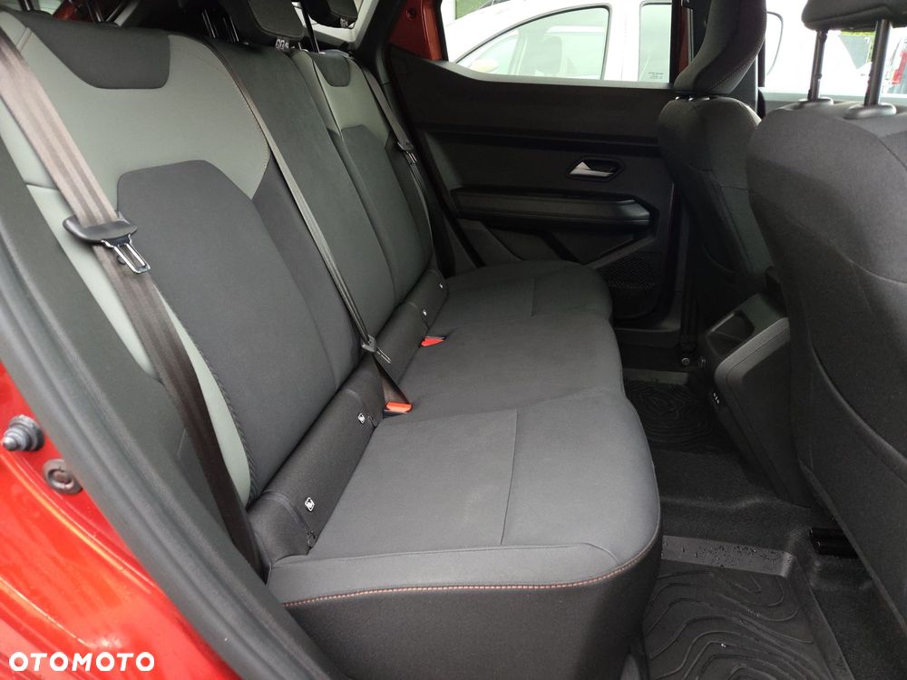 Dacia Duster 1.2 TCe mHEV Extreme 4x4 - 11