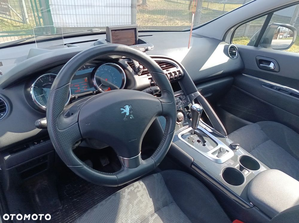 Peugeot 3008 155 THP Automatik Platinum - 16