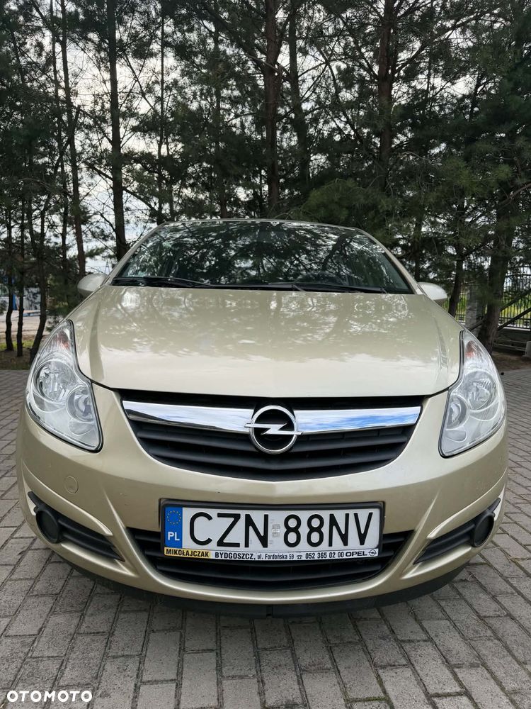 Opel Corsa 1.2 16V Cosmo - 1