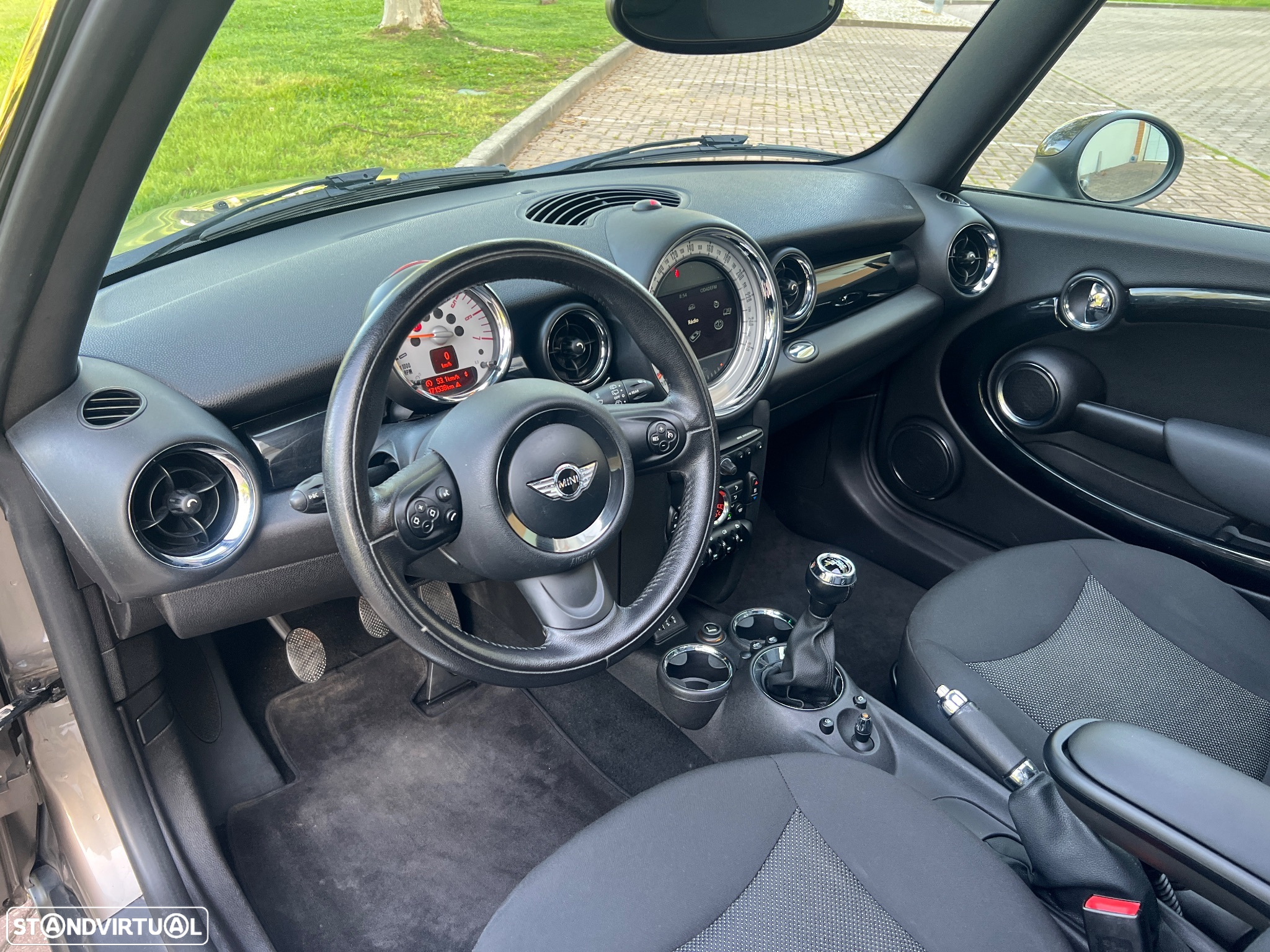 MINI 3 Portas Cooper D - 18