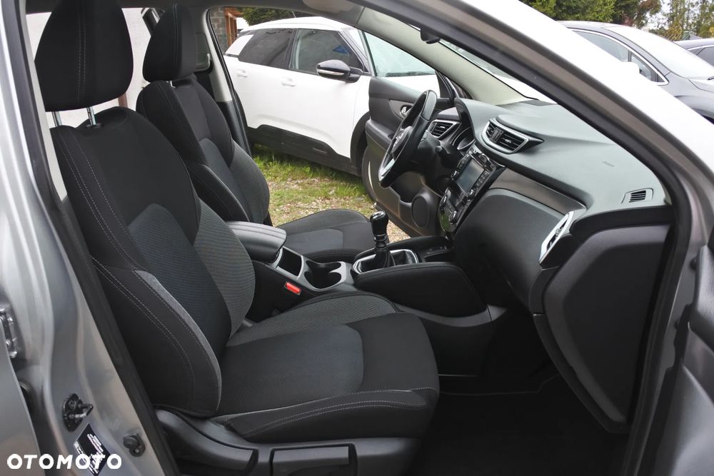 Nissan Qashqai 1.5 dCi N-WAY - 6