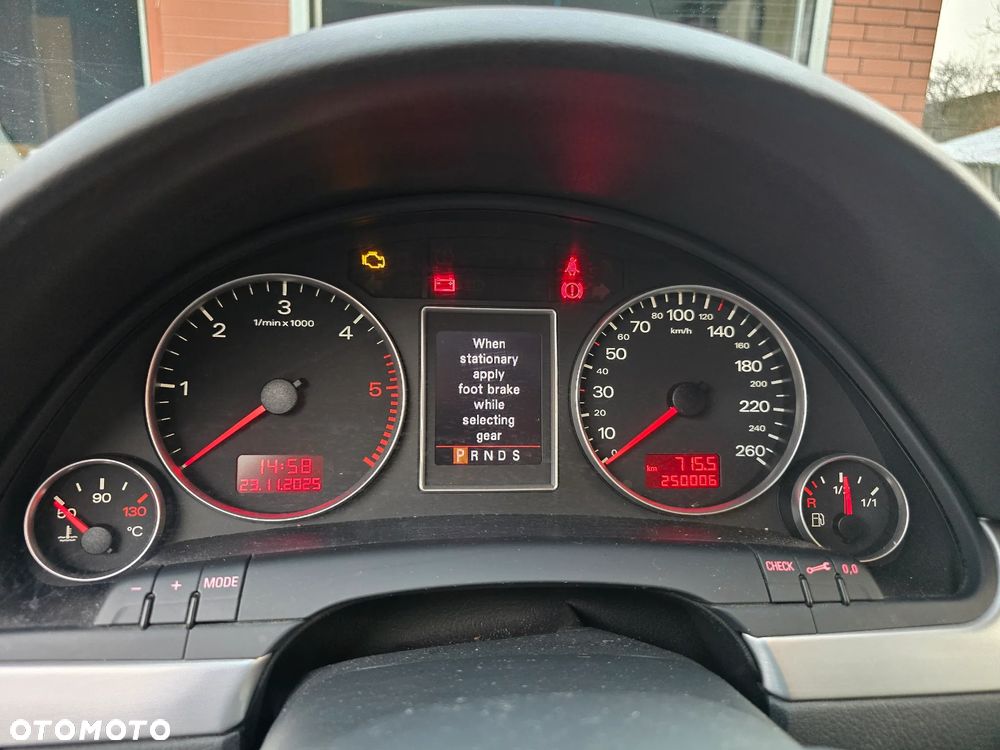 Audi A4 Avant 2.0 TDI DPF multitronic - 10