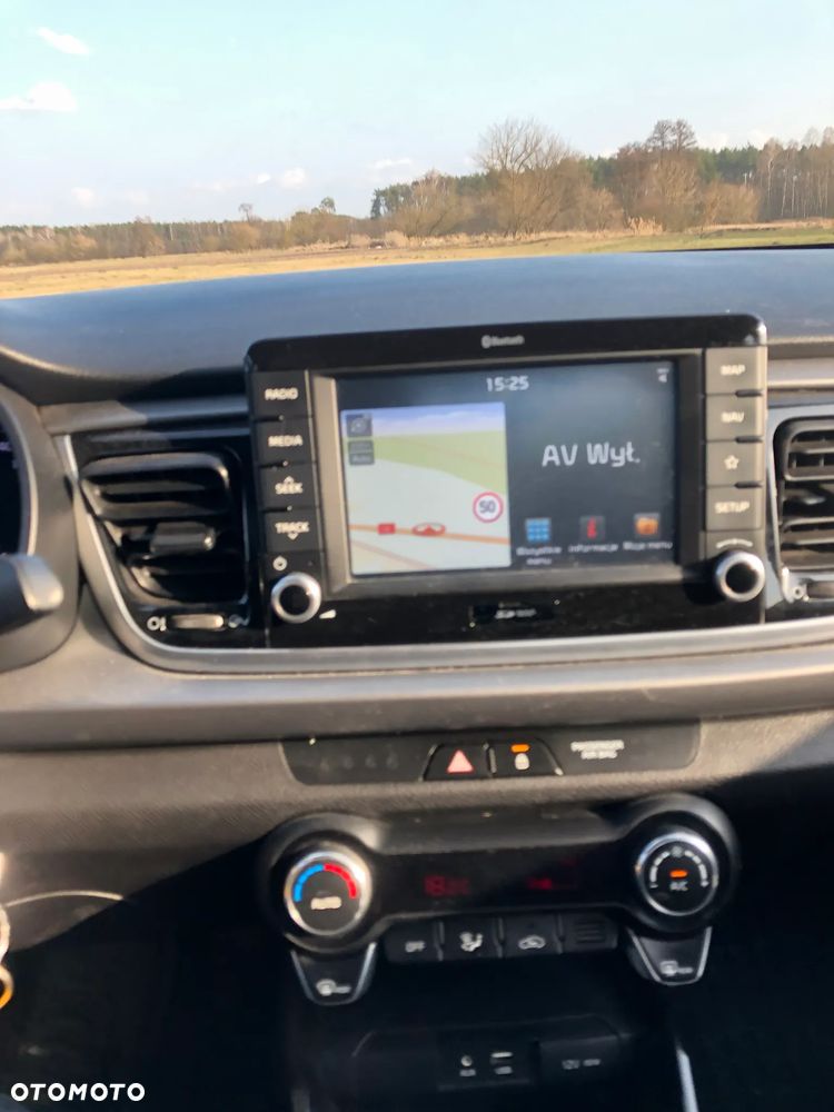Kia Rio 1.4 crdi L - 10
