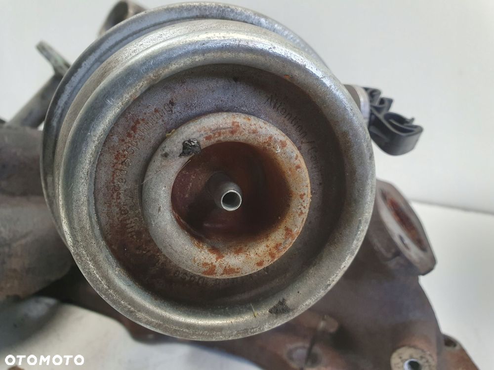 TURBOSPRĘŻARKA Volvo V60 XC60 S80 II 2.4 D5 _ turbo 36002664 D5244T16 - 12