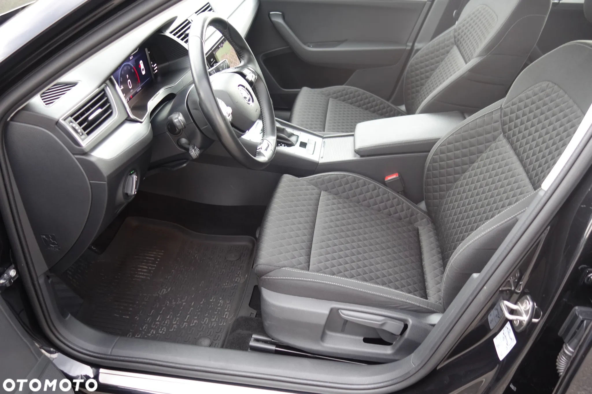 Skoda Superb 1.5 TSI Ambition DSG - 14