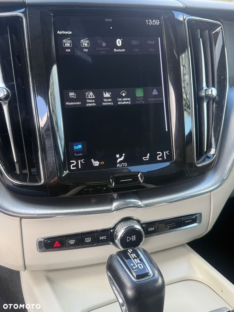 Volvo XC 60 - 25