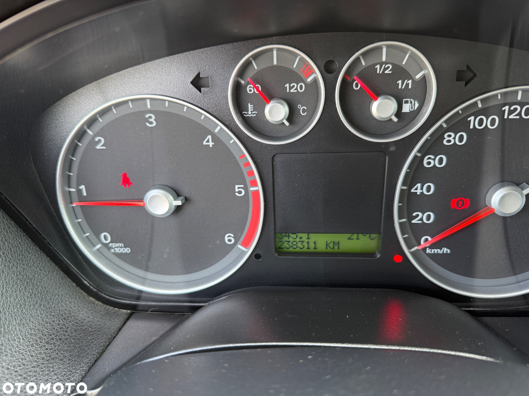 Ford Focus 1.6 TDCi Sport - 20