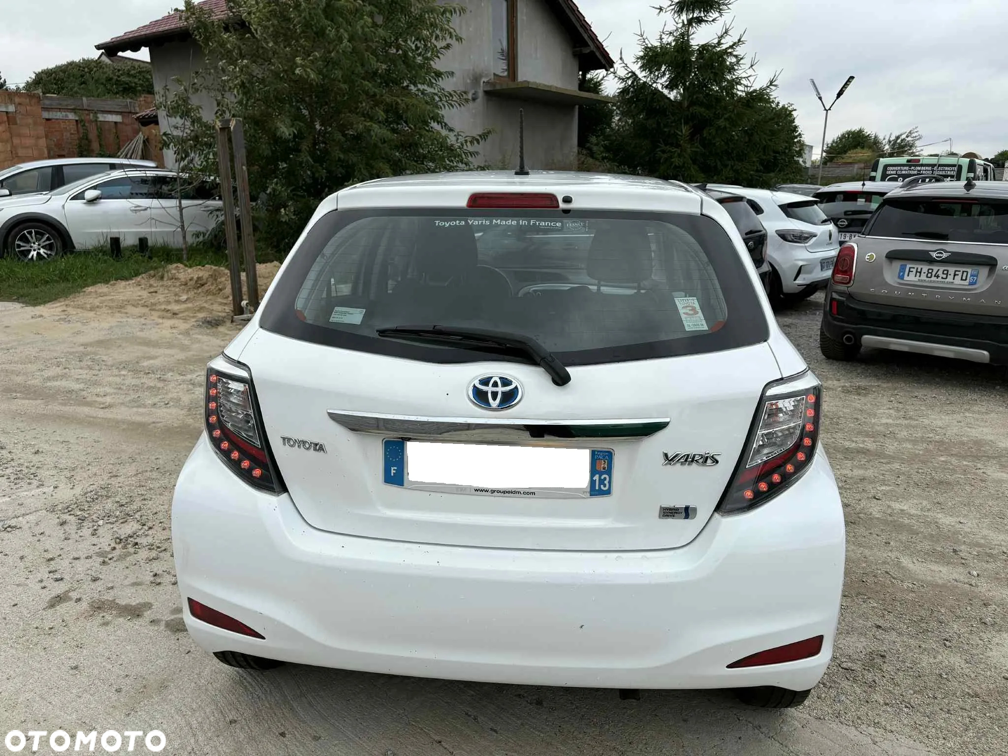 Toyota Yaris Hybrid 1.5 VVT-i - 19