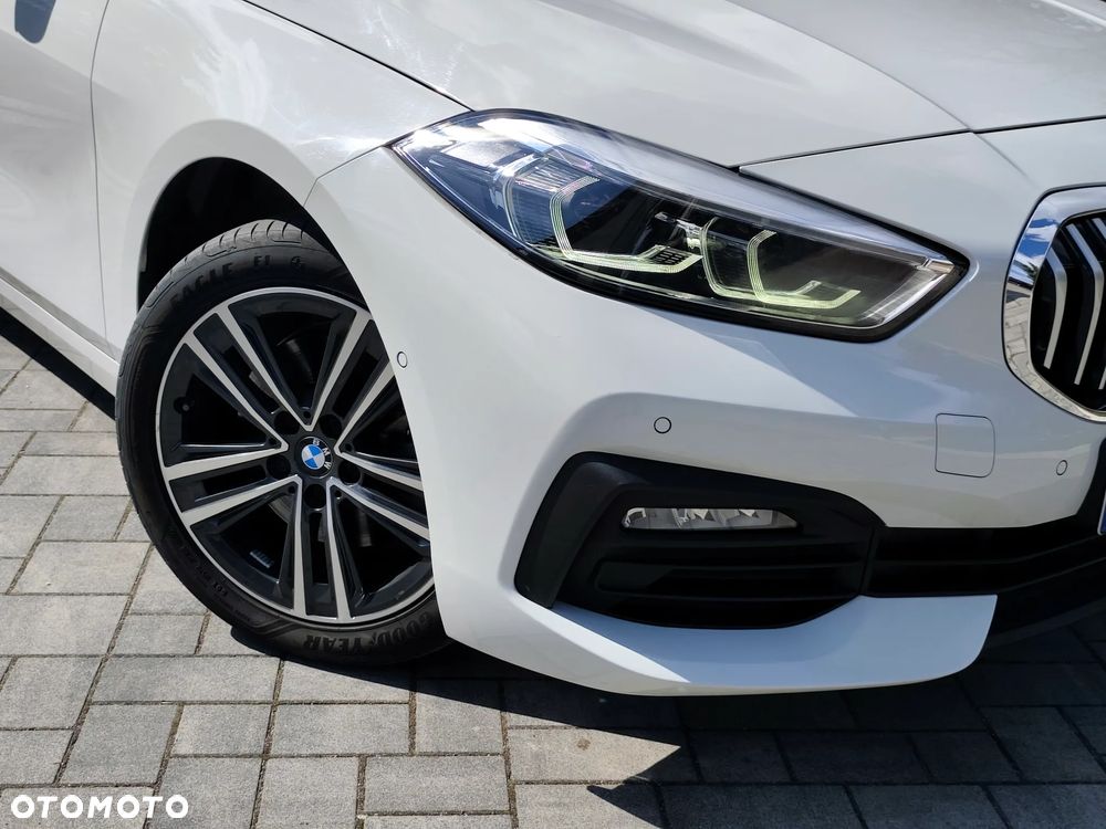 BMW Seria 1 116d Sport Line Shadow - 8