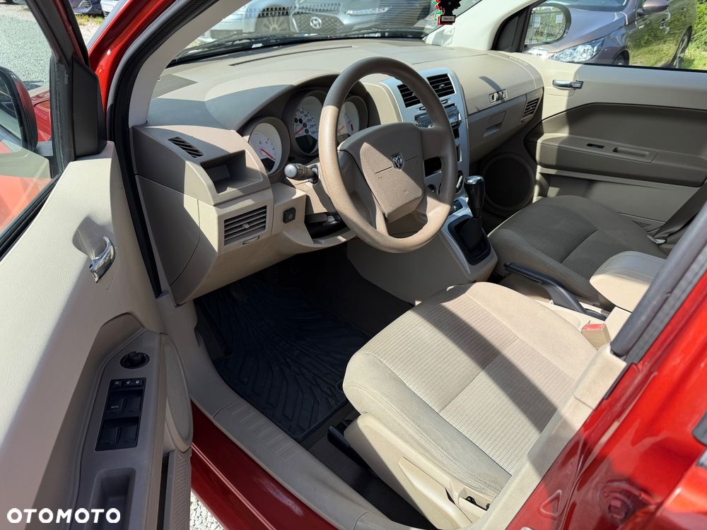 Dodge Caliber 1.8 SE - 22