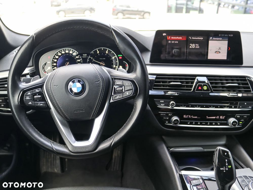 BMW Seria 1 118i Advantage - 21