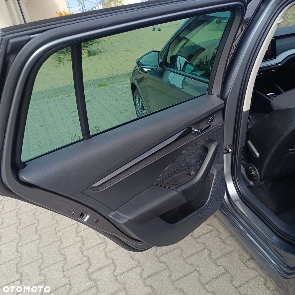 Skoda Octavia 2.0 TDI DSG Selection - 10