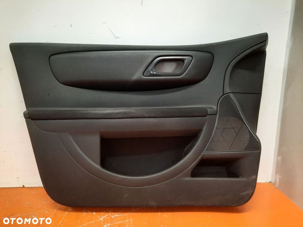 CITROEN C4 1.6 HDI 04-08 TAPICERKA BOCZEK DRZWI PRZÓD LEWA