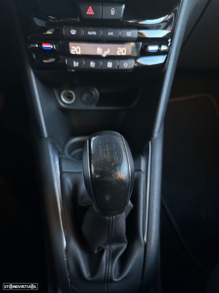 Peugeot 208 1.6 e-HDi Allure 95g - 23