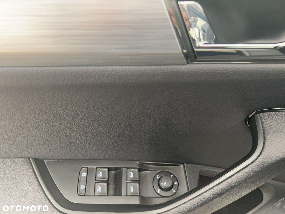 Skoda Superb 2.0 TSI Ambition DSG - 13