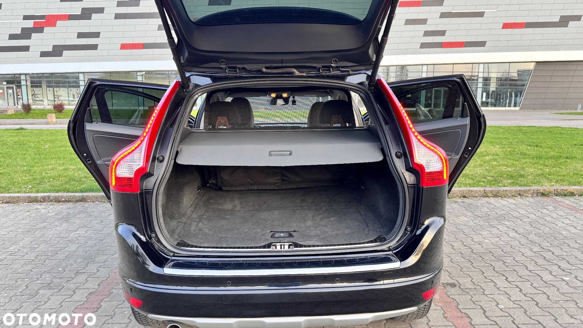 Volvo XC 60 D3 Drive-E Momentum - 17